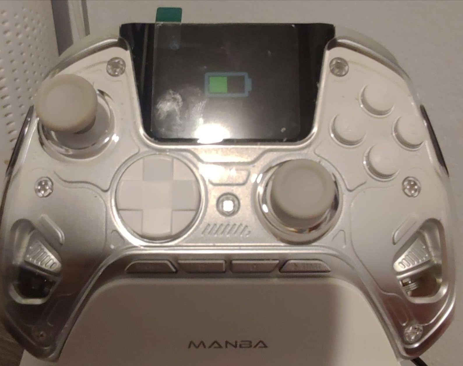 ManbaOne Interactive Screen Wireless Gaming Controller (Black) customer photo 2