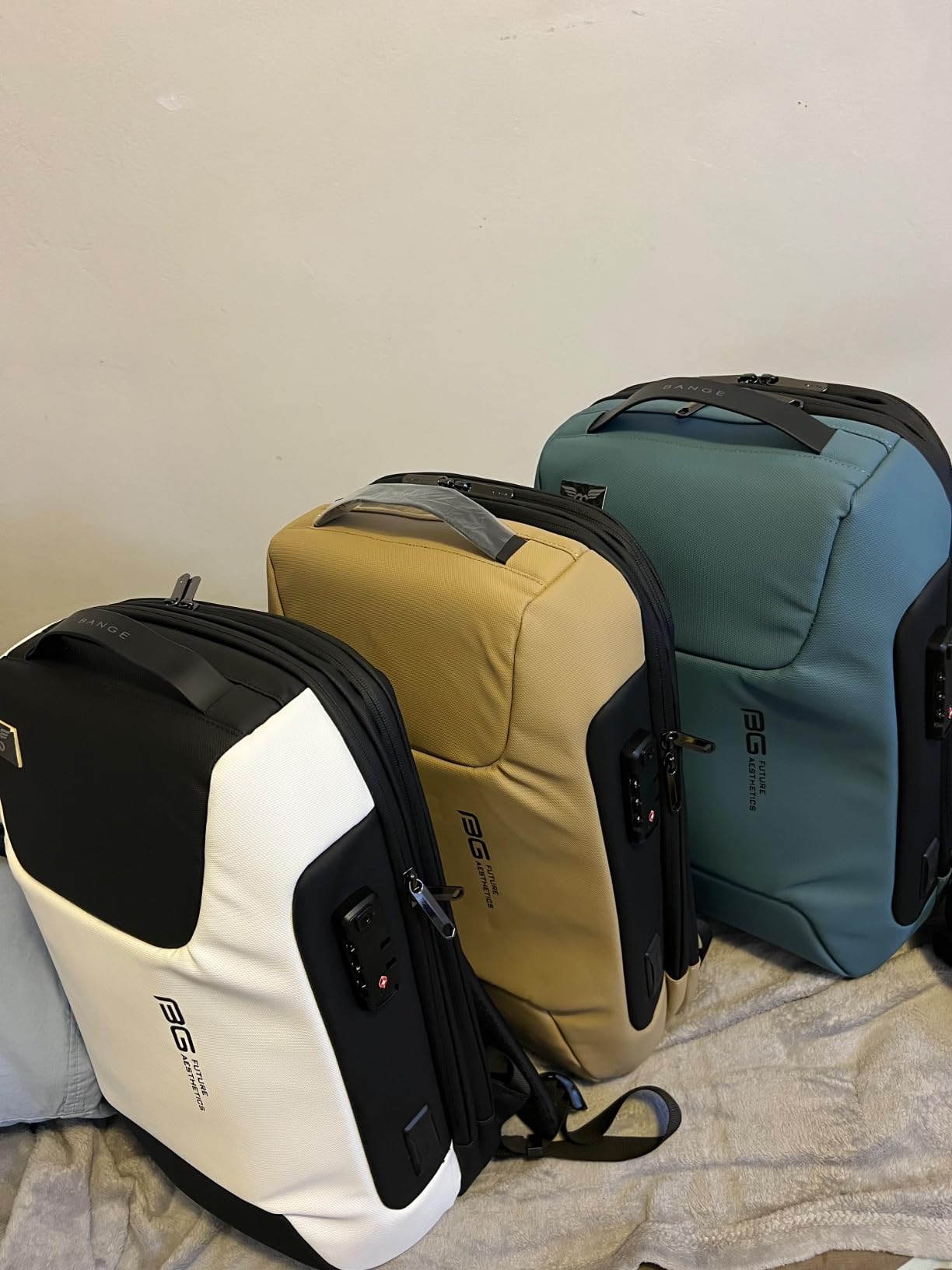 MARK RYDEN Laptop Backpack for Men, Hard Shell Anti-Theft Backpack customer photo 1