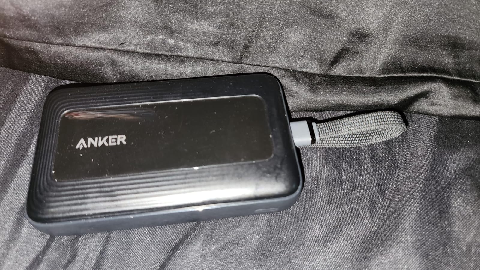 Anker Power Bank,10,000mAh 30W with USB-C Travel Essential Portable Charger customer photo 1
