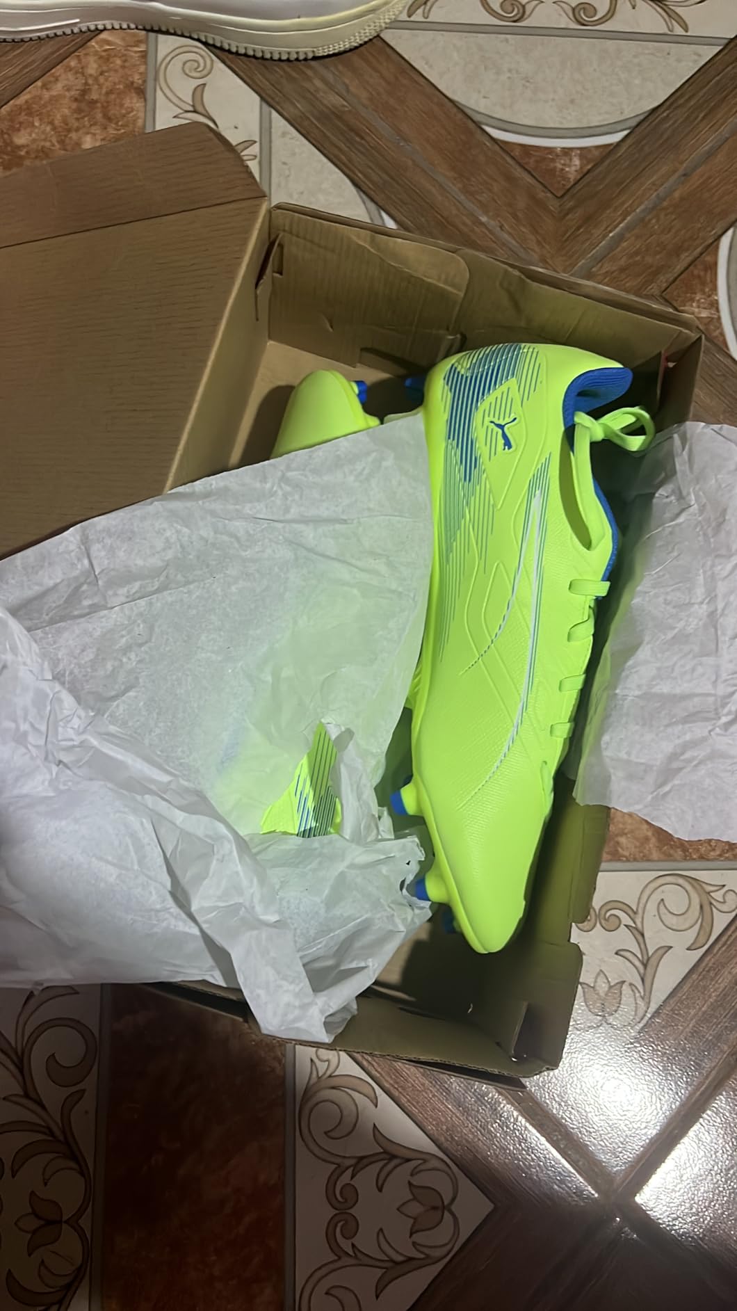 Puma Mens Ultra Play Firm, Artificial Ground Soccer Cleats customer photo 1