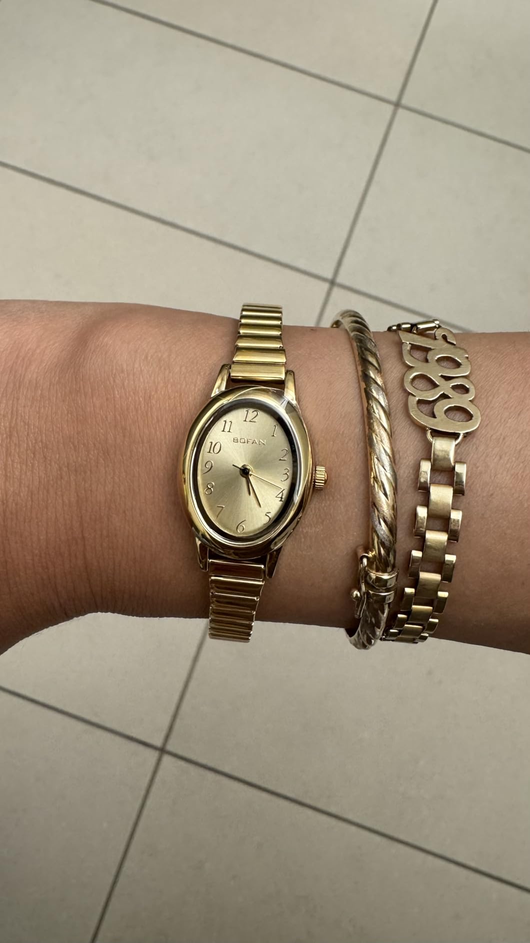BOFAN Small Gold Watches for Women Easy Read Ladies Quartz Wrist Watch with Stainless Steel Expansion Band,Waterproof. customer photo 1