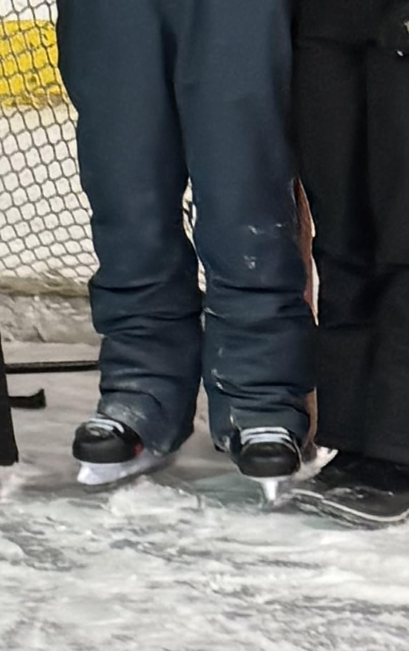 5th Element Stealth Men’s Recreational Ice Hockey Skates – True-to-Size customer photo 2