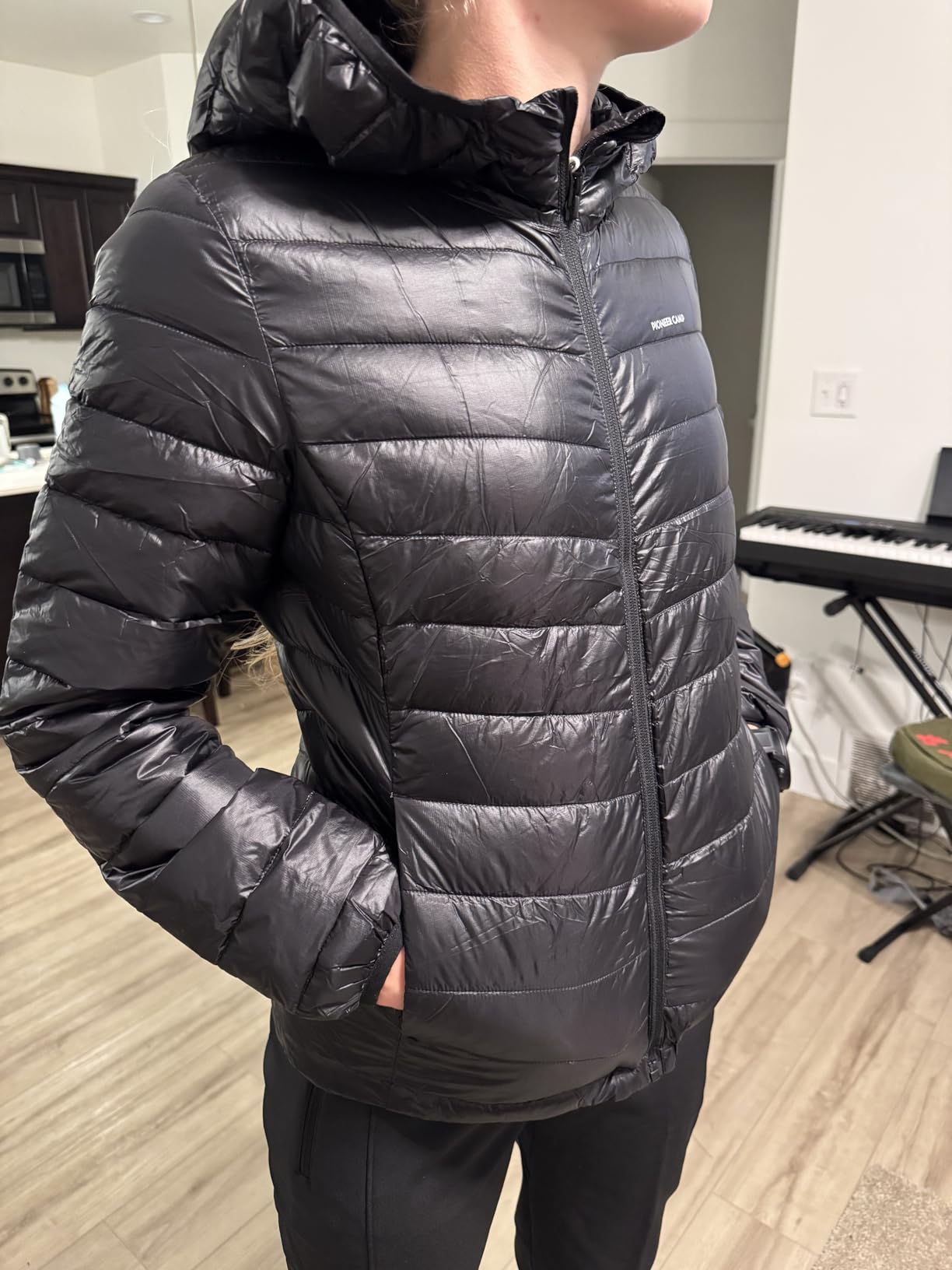 Pioneer Camp Women's Packable Puffer Jacket Winter Light Weight Water-Repellent Quilted Coat with Hood customer photo 2