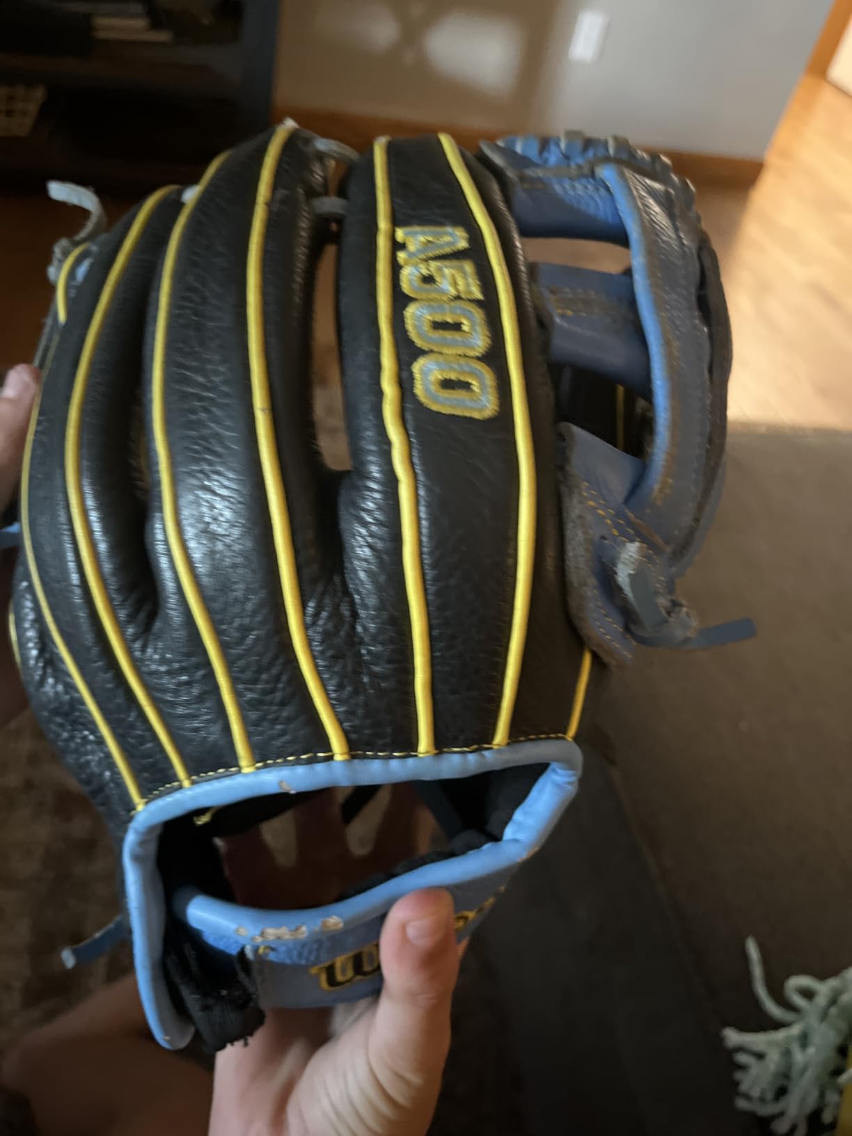 Wilson | A500 | Adult + Youth Baseball Glove + Mitt | Sizes 10.5