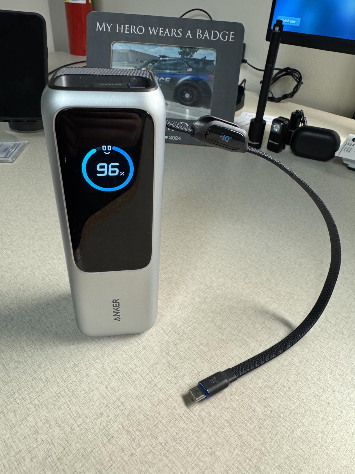 Anker Laptop Power Bank, 25,000mAh Travel Essential with 165W Total Output customer photo 1
