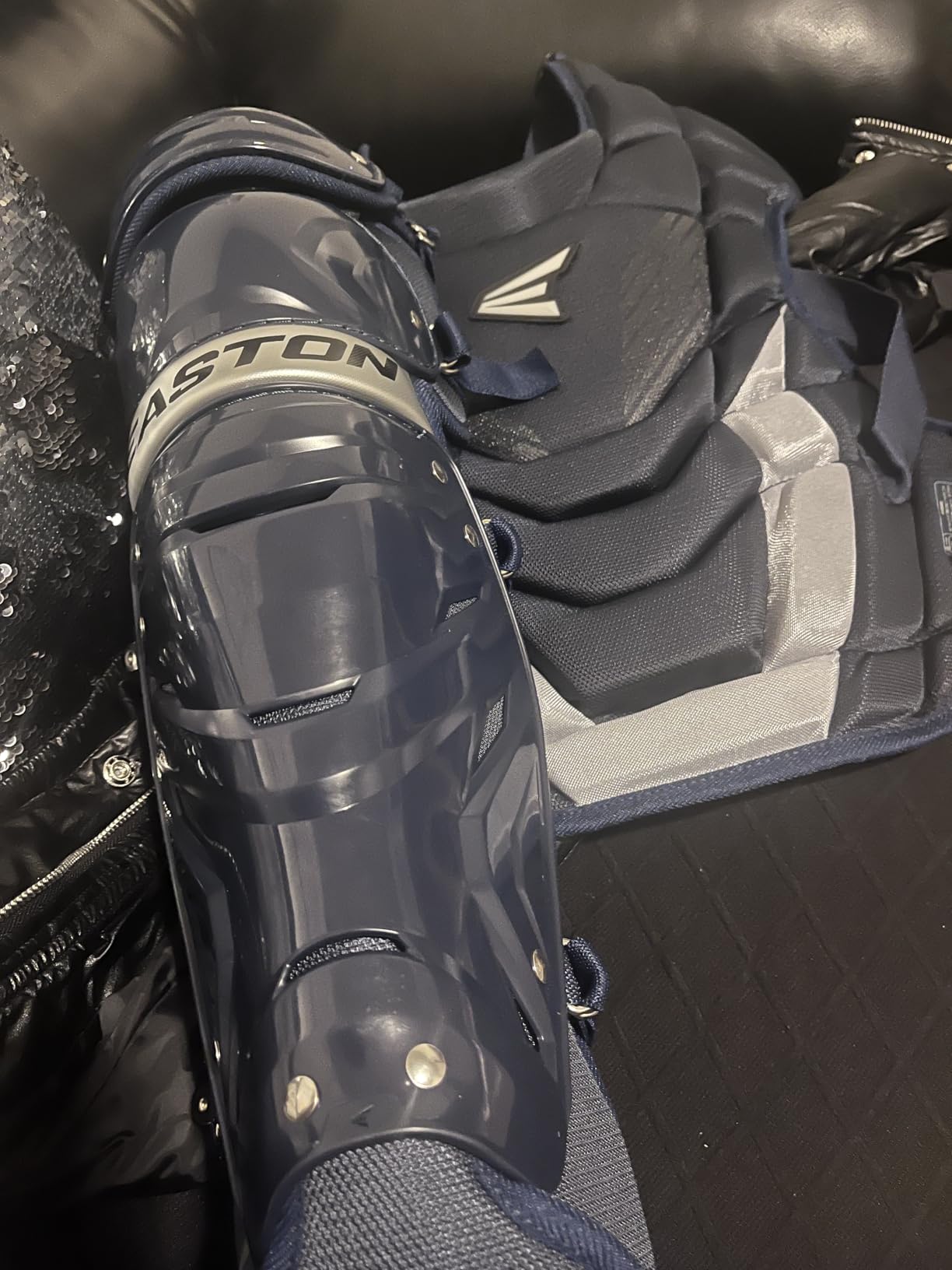 Easton | Gametime 2.0 Baseball Catcher's Equipment | Box Set | NOCSAE Approved | Youth/Intermediate/Adult | Multiple Colors customer photo 2