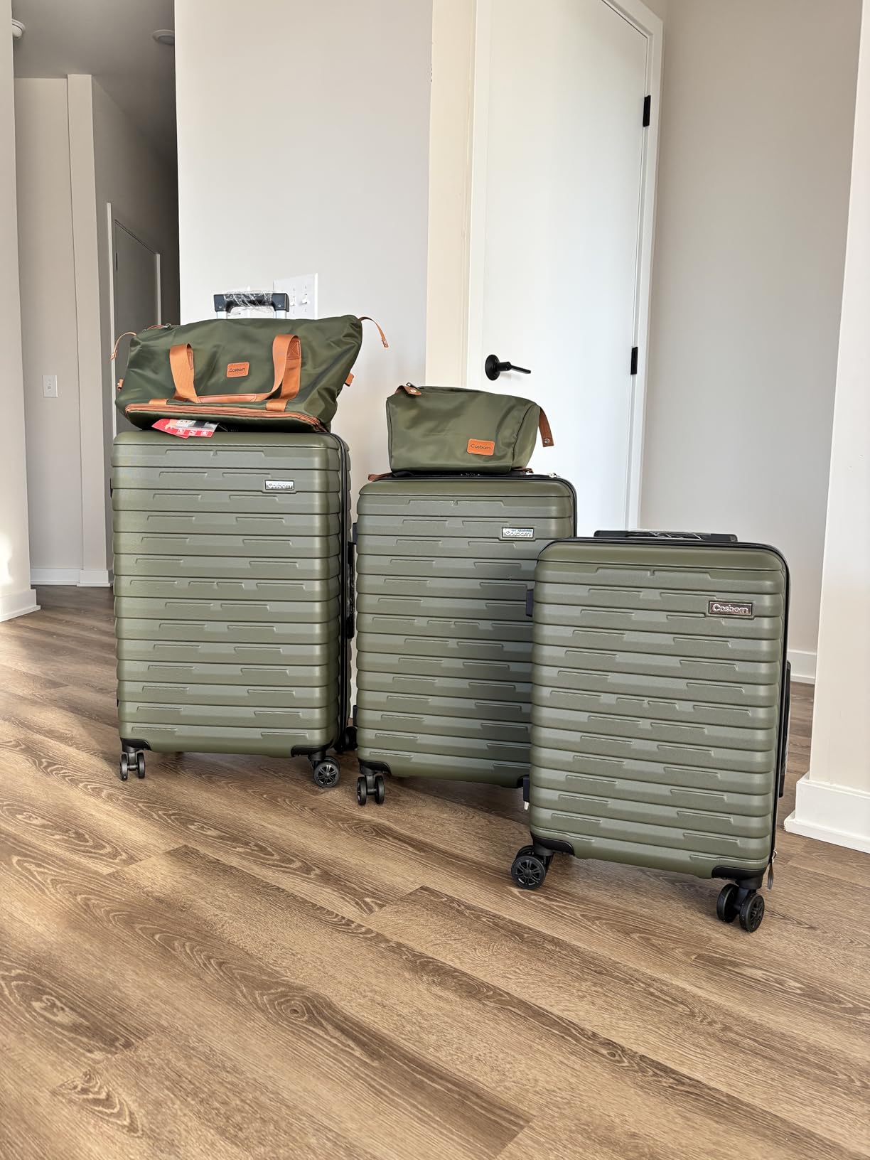 Cosbarn Luggage Sets Hardshell 5 Piece Durable Suitcases with Wheels customer photo 2