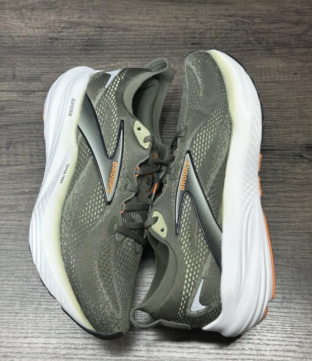 Brooks Men’s Glycerin 22 Neutral Running Shoe customer photo 2