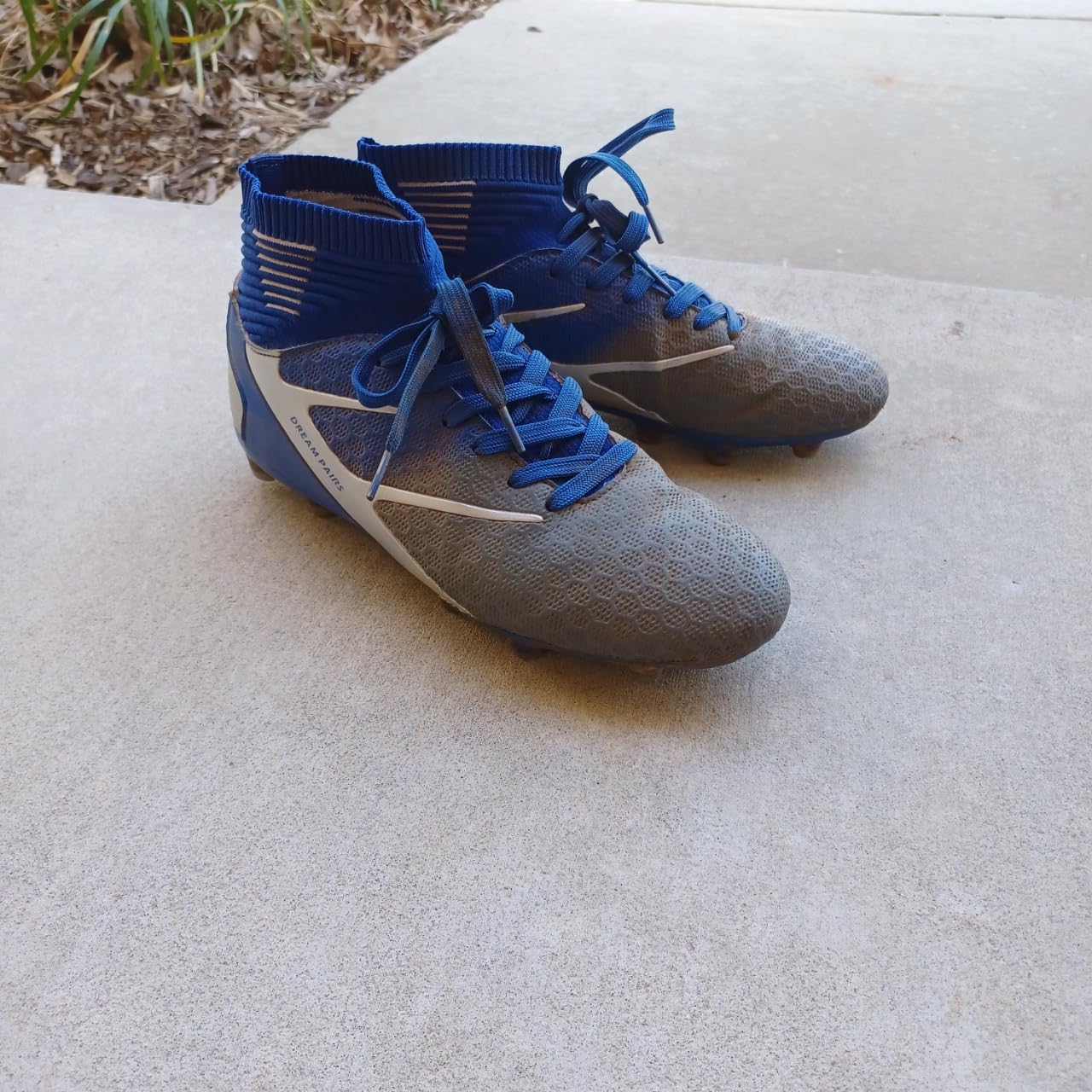 DREAM PAIRS Men's High Tops Lace Up Soccer Cleats customer photo 1