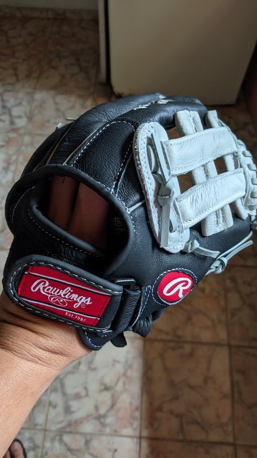 Rawlings | Sure Catch Baseball & Softball Glove | T-Ball, Youth & Adult Rec Models | Multiple Sizes & Styles customer photo 1