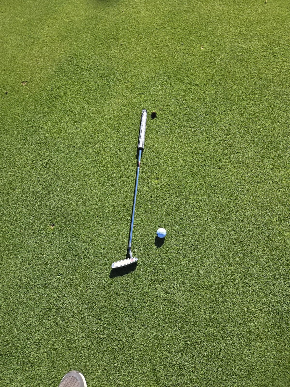 Amazon Basics Core Soft Golf Balls customer photo 2
