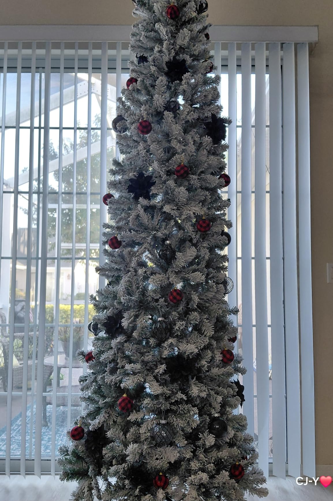 SHareconn 7ft Prelit Snow Flocked Artificial Slim Pencil Christmas Tree customer photo 1