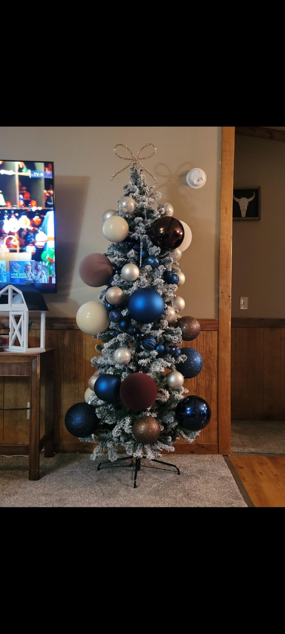 SHareconn 7ft Prelit Snow Flocked Artificial Slim Pencil Christmas Tree customer photo 2