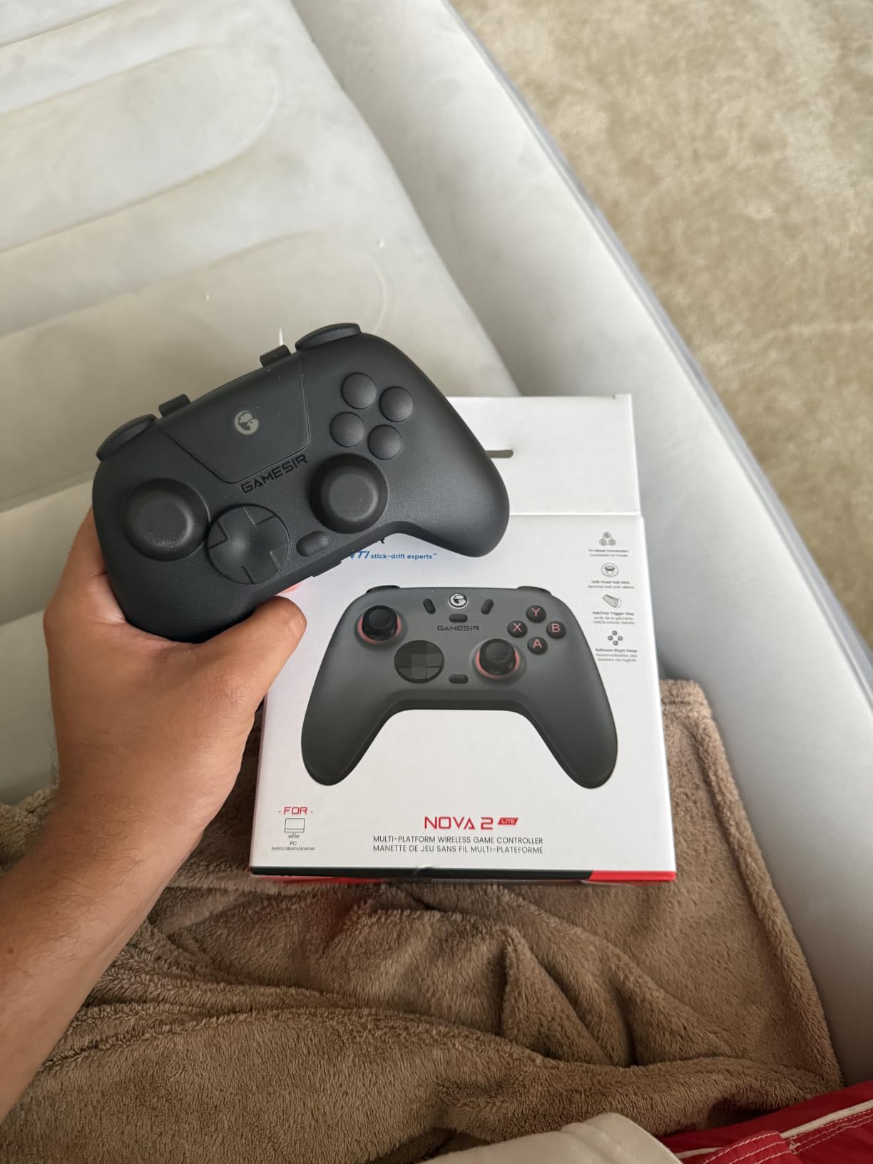 GameSir Nova Lite 2 Wireless PC Controller Hall Effect Sticks customer photo 2