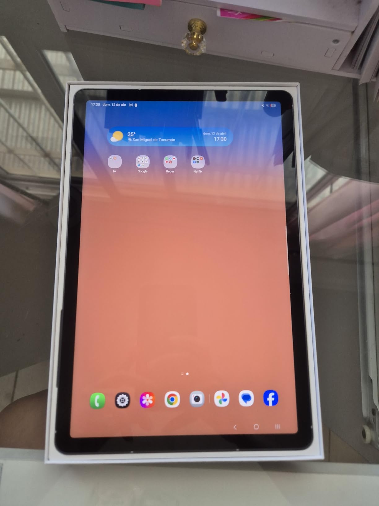 Samsung Galaxy Tab S10 FE w/S-Pen | 128GB, 8GB RAM, Wi-Fi Only | 10.9” LCD, WiFi 6E Android 15 Tablet, 4K Camera | International Model X520 | 25W Fast Charger Bundle (Blue) customer photo 2