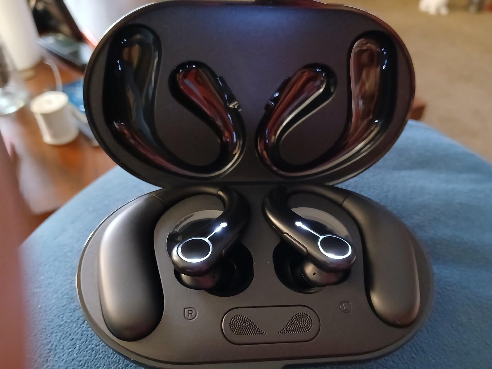 TTQ OTC Hearing Aids for Seniors with Bluetooth, Smart Noise Cancelling & 3-Level Volume, Fashionable and Trendy Rechargeable Hearing Aids for Hearing Loss customer photo 1