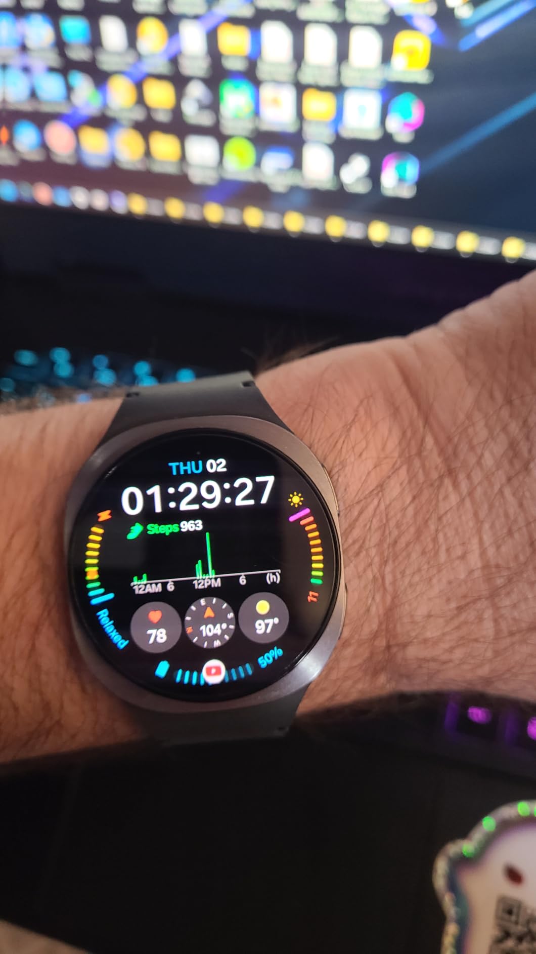Samsung Galaxy Watch 8 (2025), Graphite, 44mm, Bluetooth Smartwatch customer photo 1