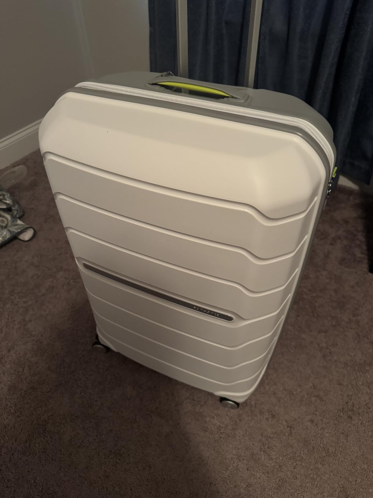 Samsonite Freeform Large Checked Luggage with Dual 360° Spinner Wheels - TSA Lock, Airline-Approved - Lightweight Durable Polypropylene Expandable Hardshell - Sky Blue customer photo 2