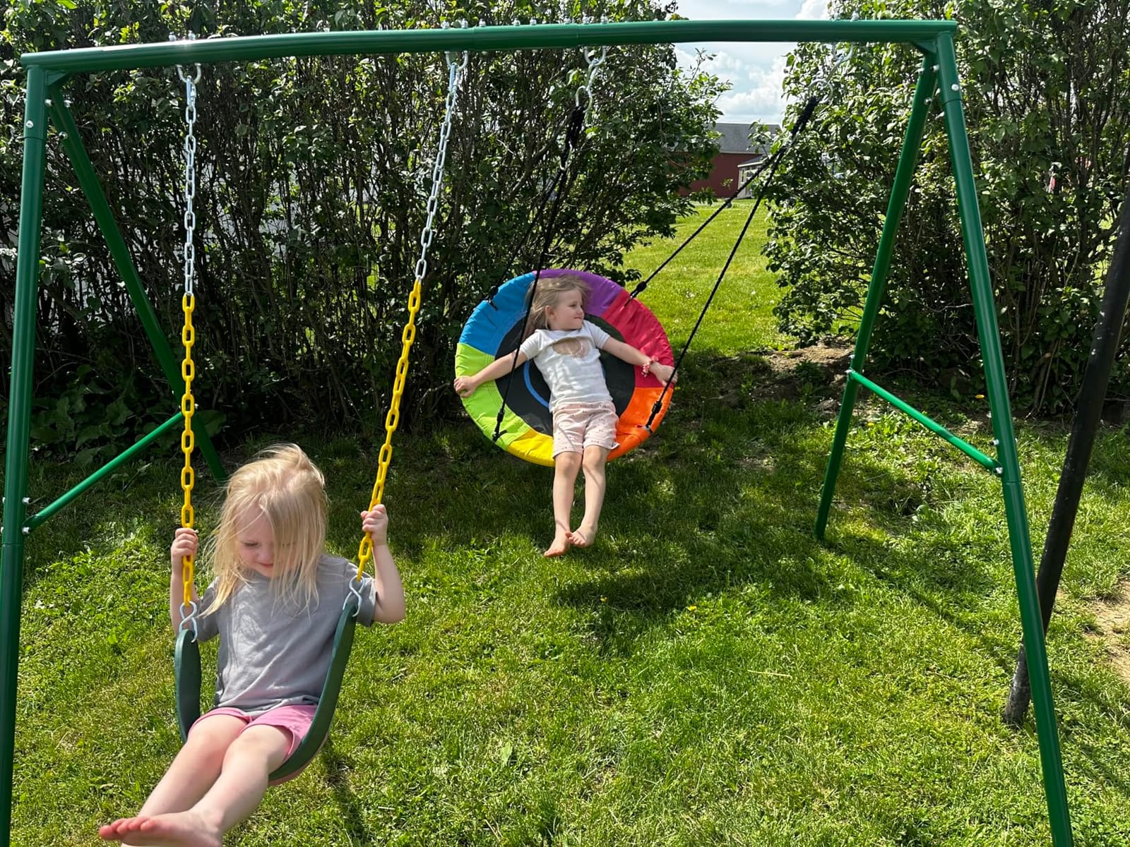 Trekassy 440lbs Swing Sets for Backyard, 2 Seat Saucer & Belt Swing customer photo 1