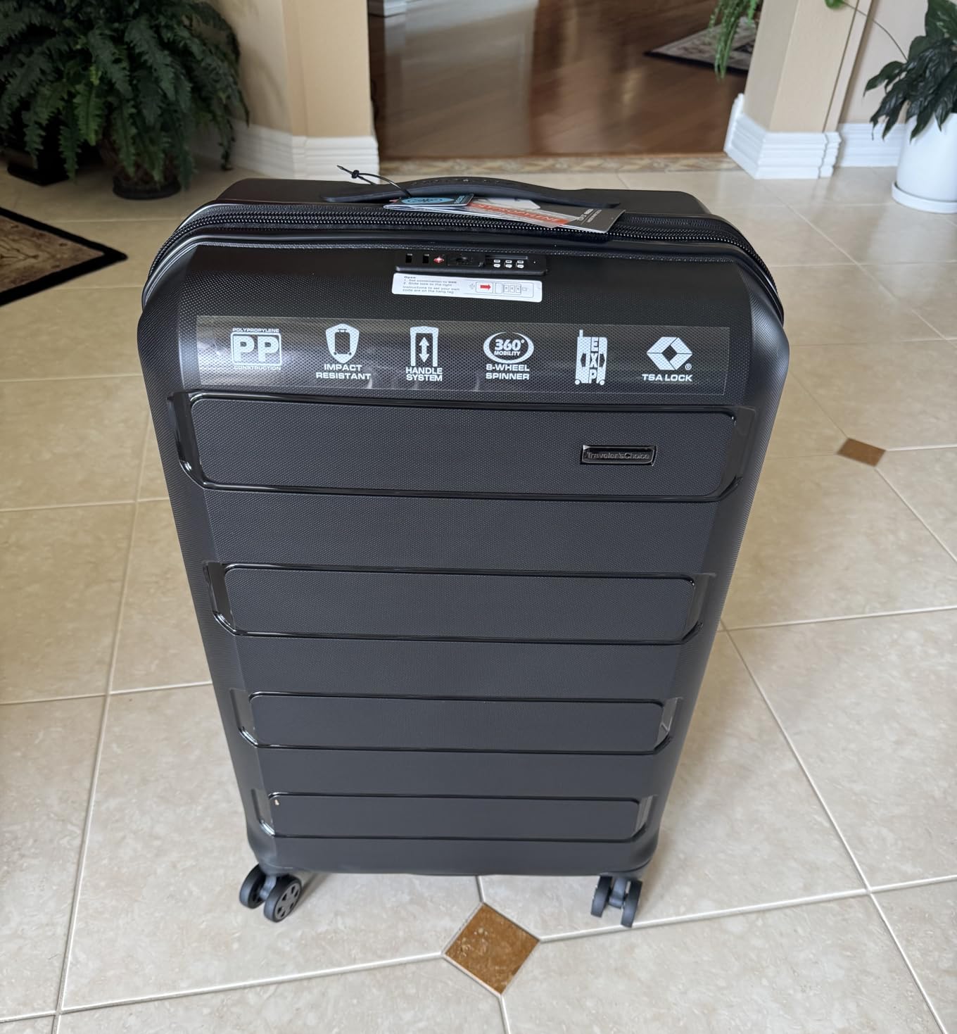 Traveler's Choice Pagosa Hardshell Expandable Luggage with Spinner Wheels, Latte Beige, 2-Piece Set (22/27) customer photo 1