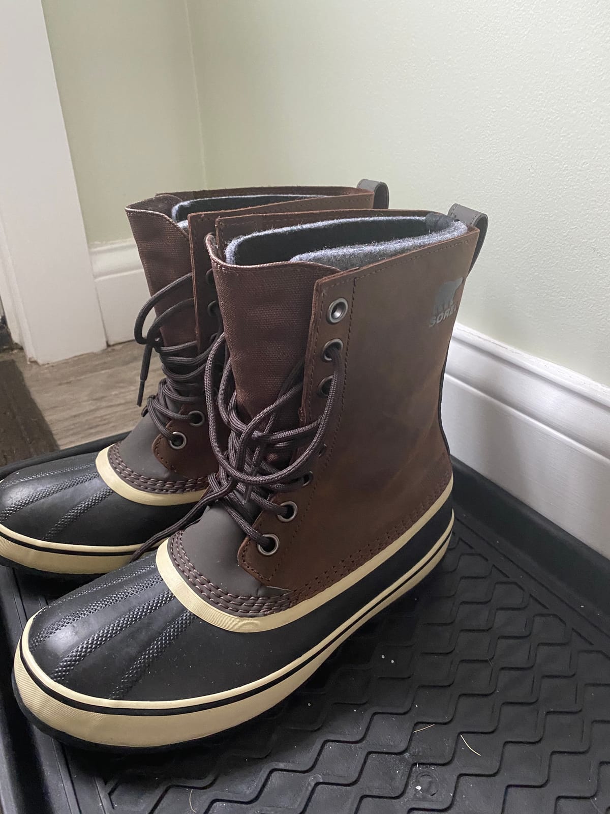 Sorel Men's Caribou Snow Boot customer photo 2