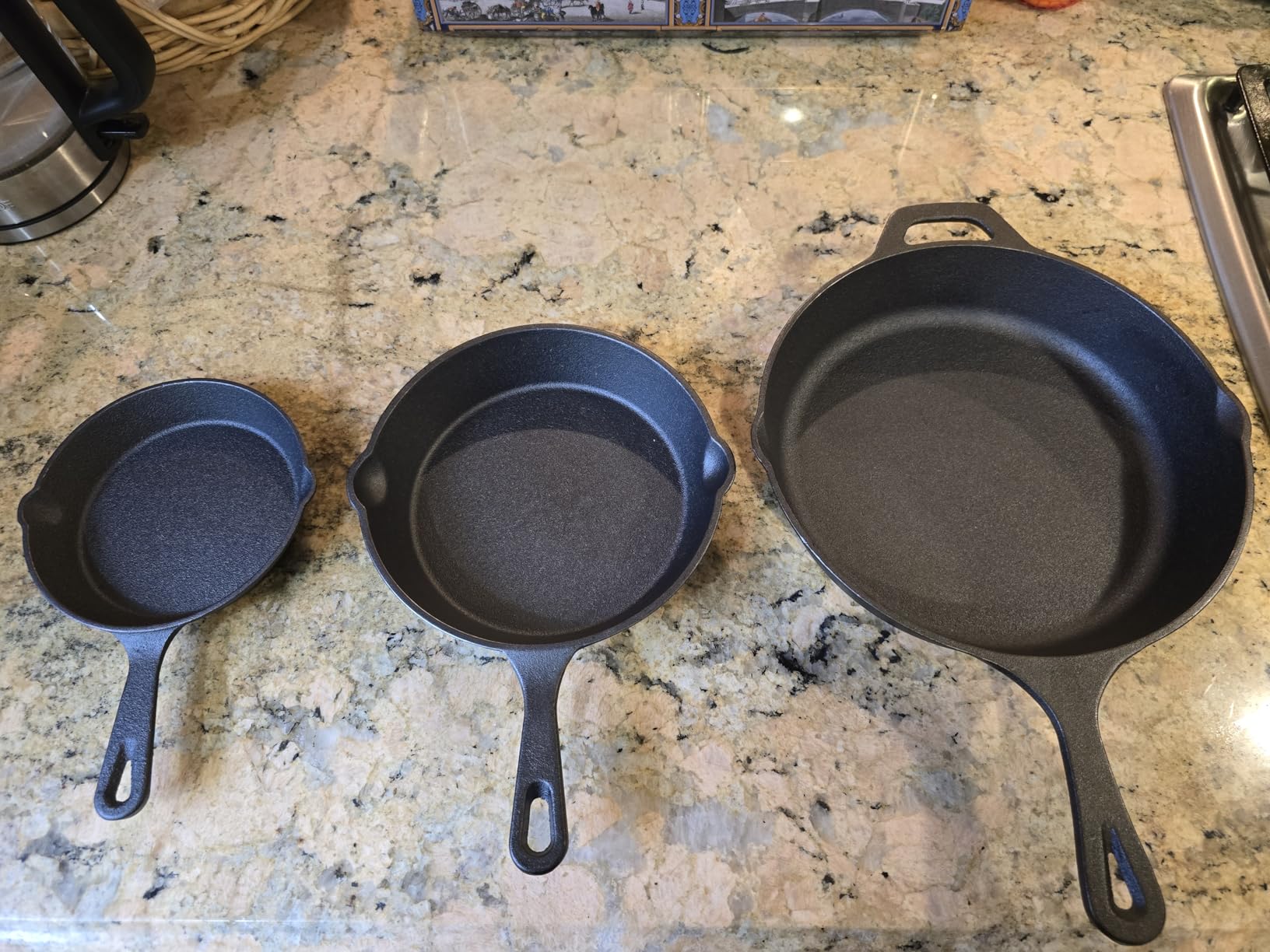 EWFEN Cast Iron Skillet 3-Piece Set, Heavy-Duty Professional Restaurant Chef Quality Pre-Seasoned Pan Cookware Set, 6