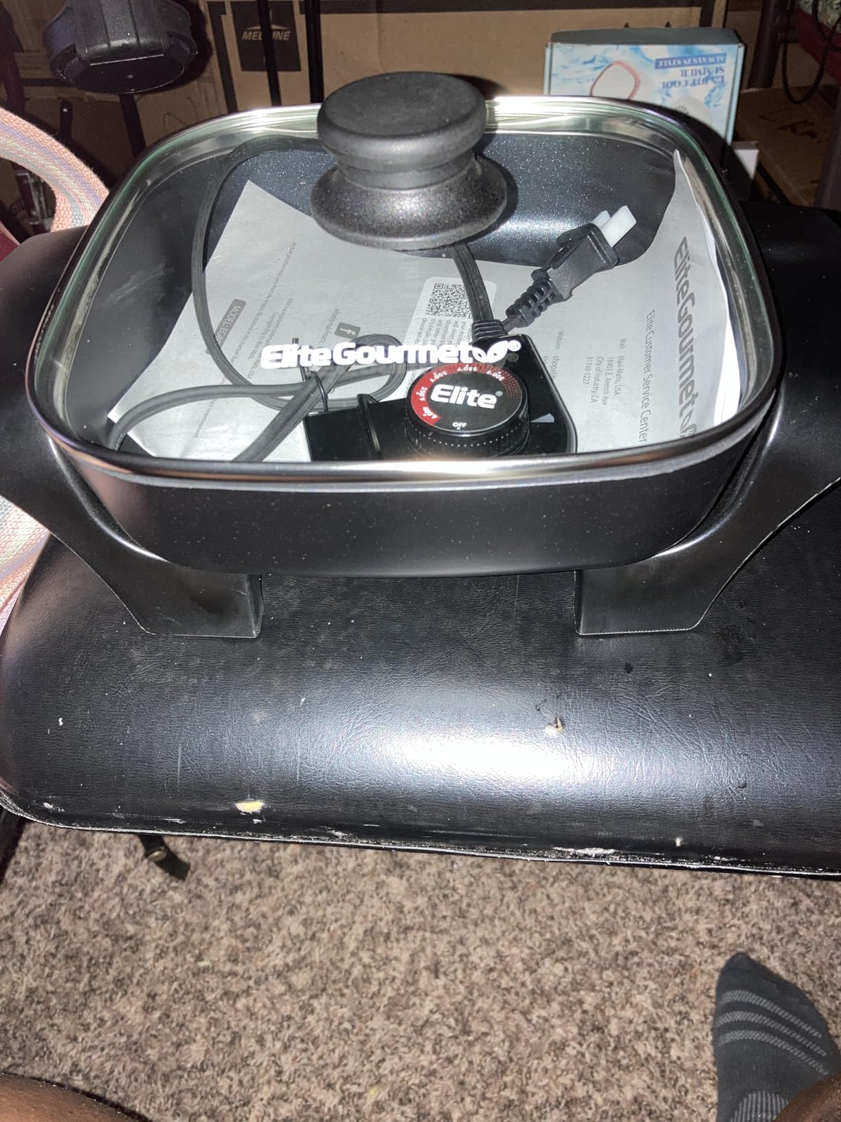 Elite Gourmet Stow-Away Ceramic Skillet, PFAS-Free Ceralast™, 1500W customer photo 1