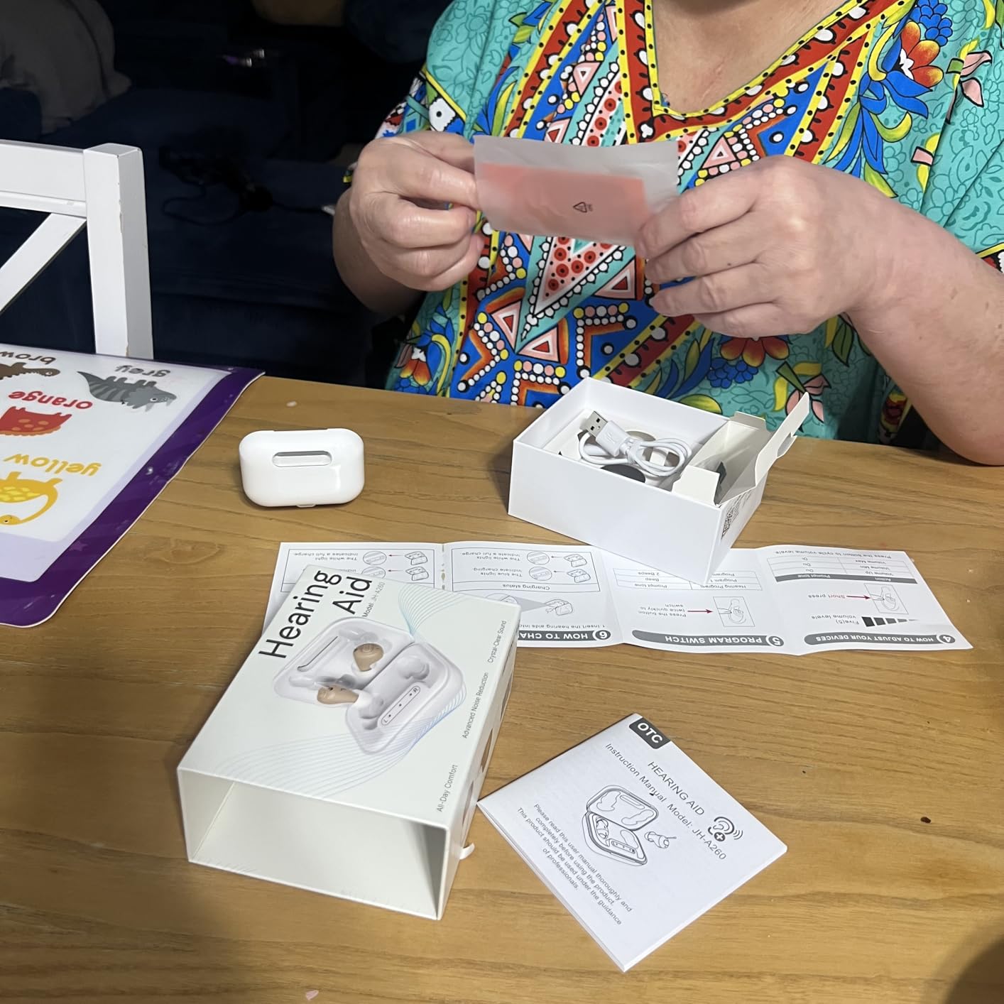 HEARO OTC Hearing Aids for Seniors, Rechargeable CIC Invisible, Pair customer photo 1