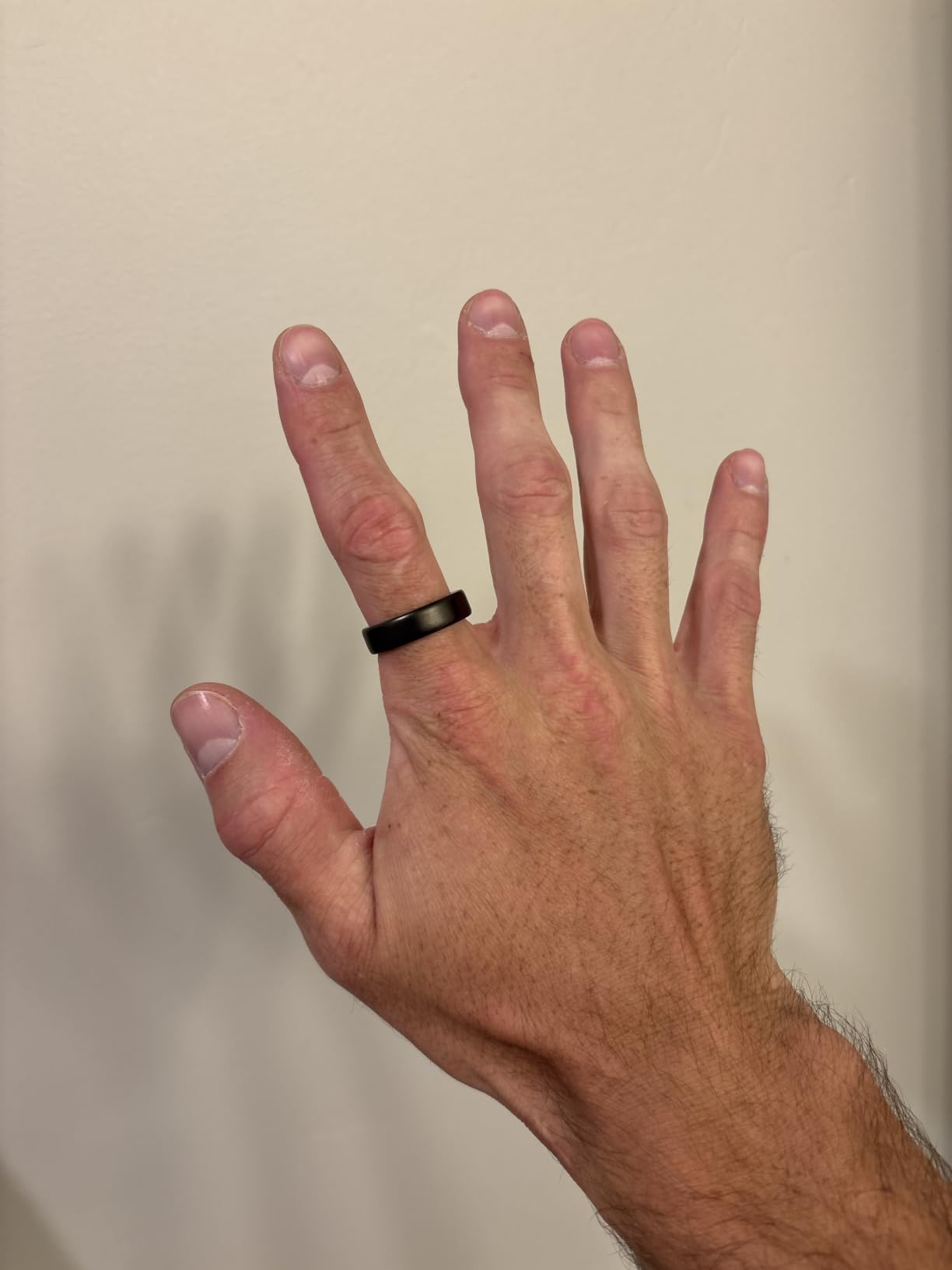 Oura Ring 5 Smart Wearable - Silver - Size 8 - Fitness & Sleep Tracker customer photo 2