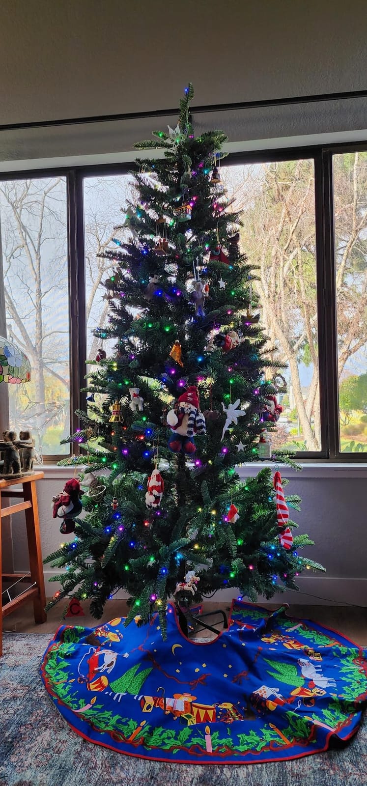 Alupssuc 7ft Prelit Artificial Full Hinged Christmas Tree with Color Lights customer photo 2