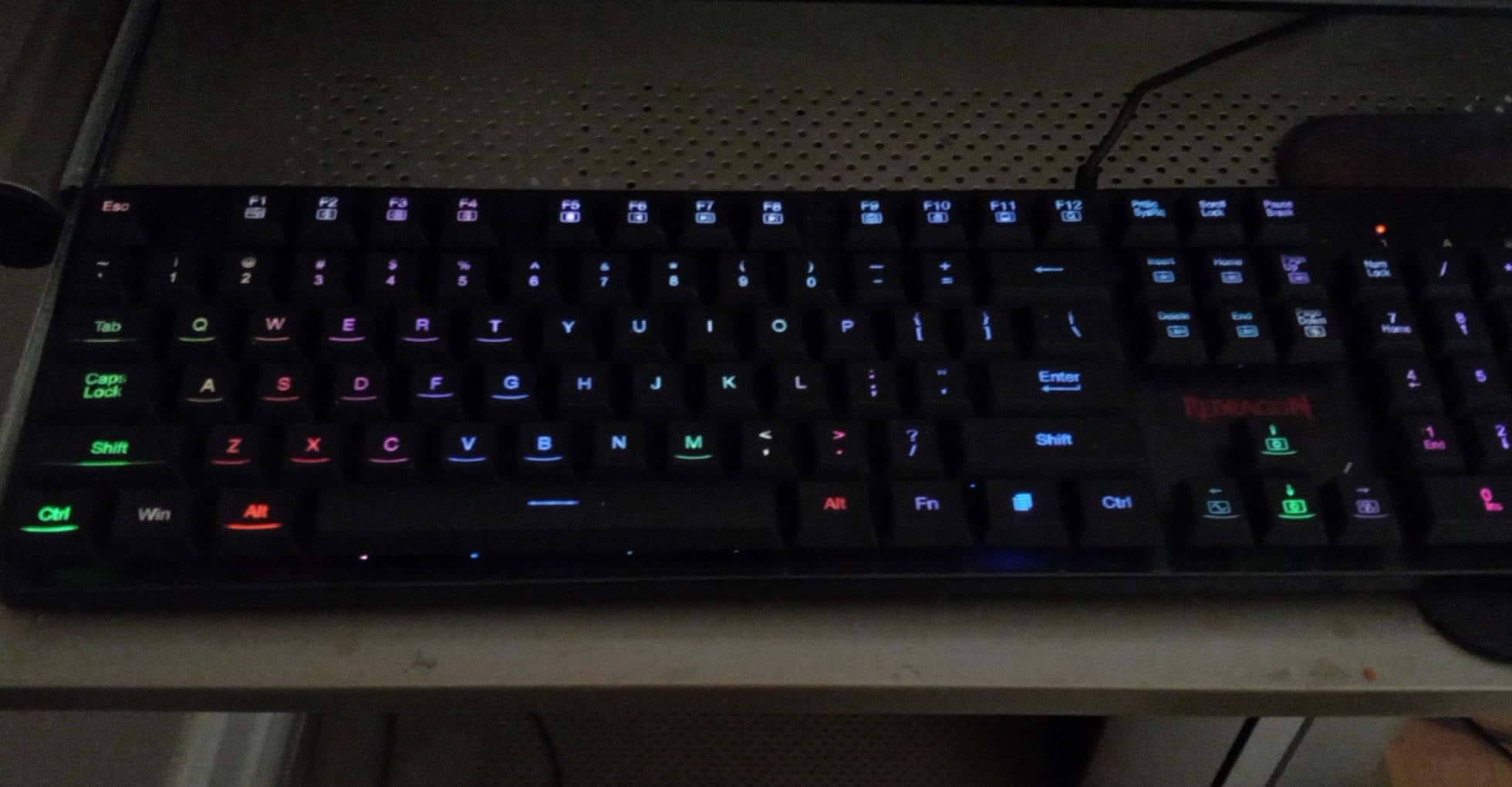 Redragon K771 Wireless Mechanical Keyboard, 108-Key Gaming Keyboard with 4 Extra Hotkeys, 5-Layer Noise Dampening, Pre-lubed Linear Switches, Hot-swap Custom RGB Keyboard for PC/Mac - Blue&White customer photo 2