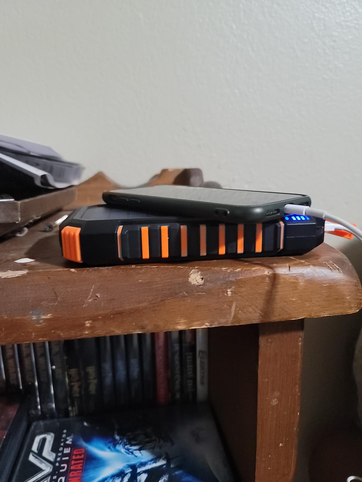 A ADDTOP Magnetic Portable Charger 10000mAh Slim - 15W Wireless Power Bank with USB-C Cable - 20W Fast Charging PD QC 3.0 Battery Pack for iPhone 18/17/16/15/14/13/12 Series customer photo 2