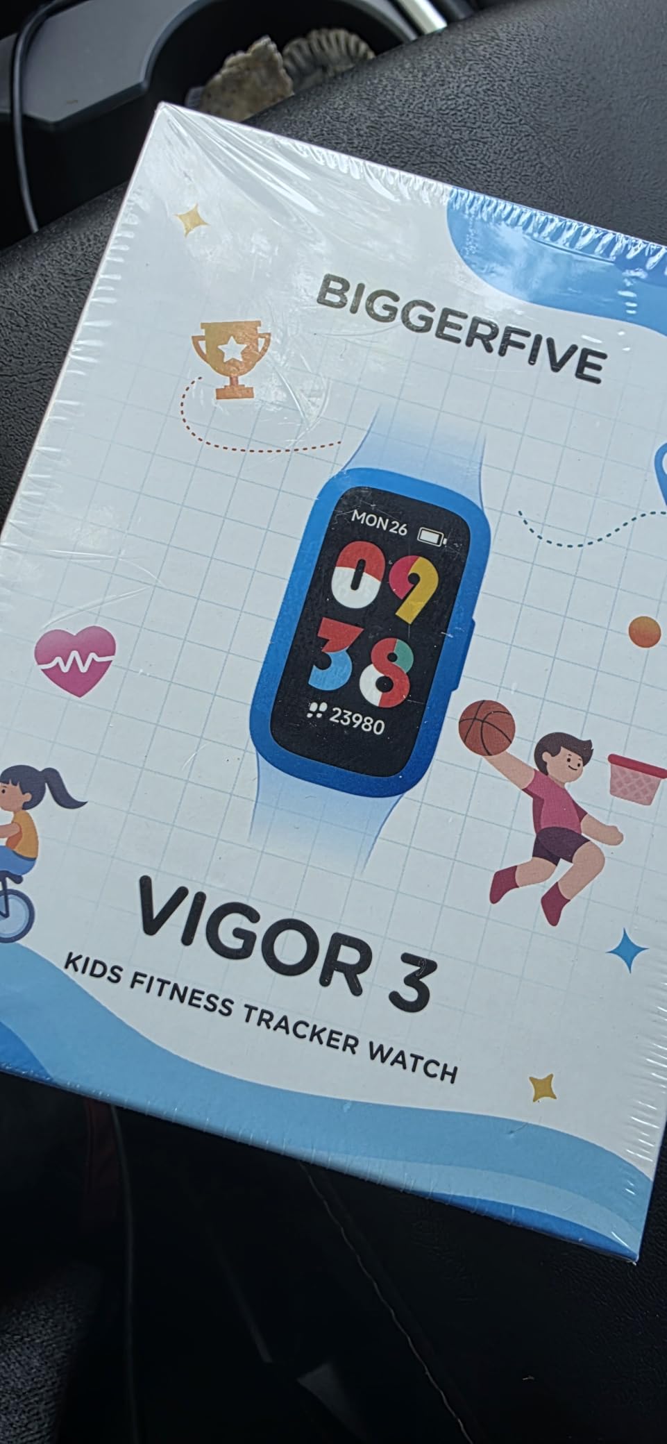 Vigor 3 Kids Watch Fitness Tracker, AMOLED Screen for Boys Girls Age 5-15 customer photo 2