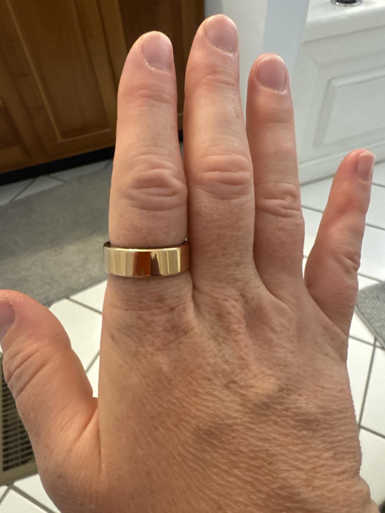 Smart Ring with Sleep Monitoring, Step Counting, Heart Rate, Blood Oxygen for iOS and Android, No Subscription Fee, IP68 Waterproof Health Tracker (Rose Gold, 8) customer photo 2